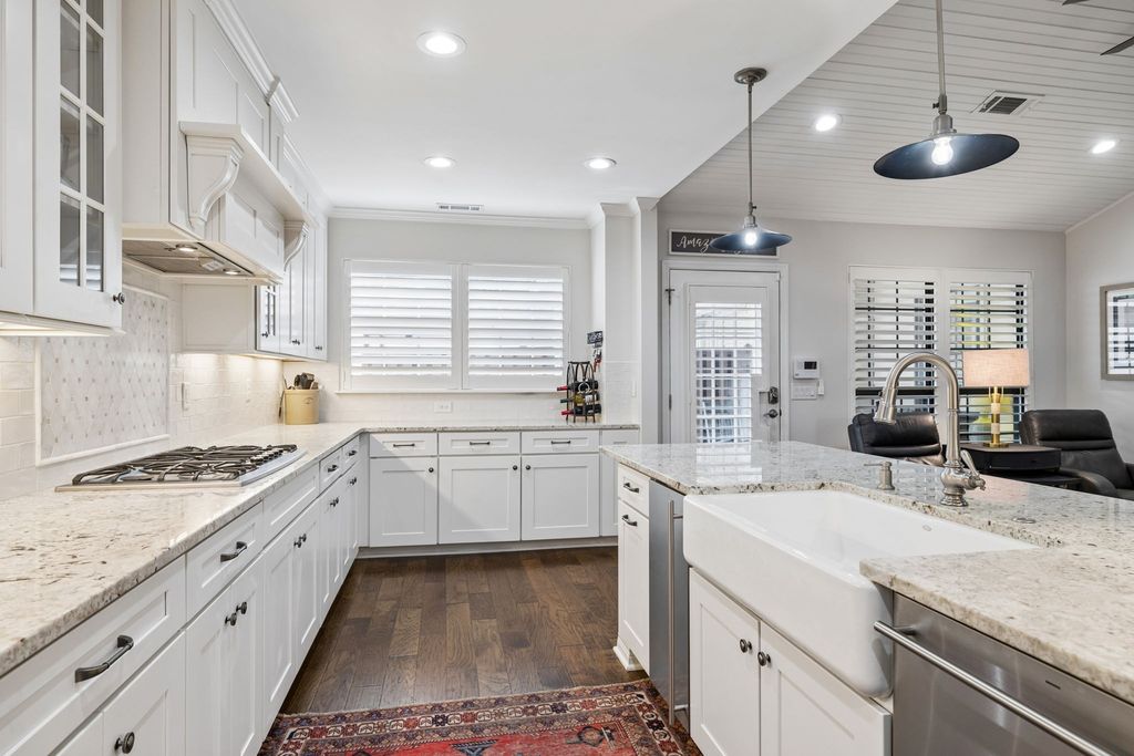 8091 Sunrise Cir, Franklin