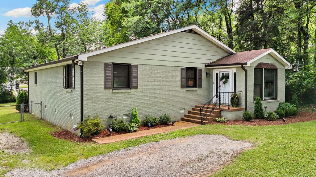 2879 Lyncrest Dr, Nashville