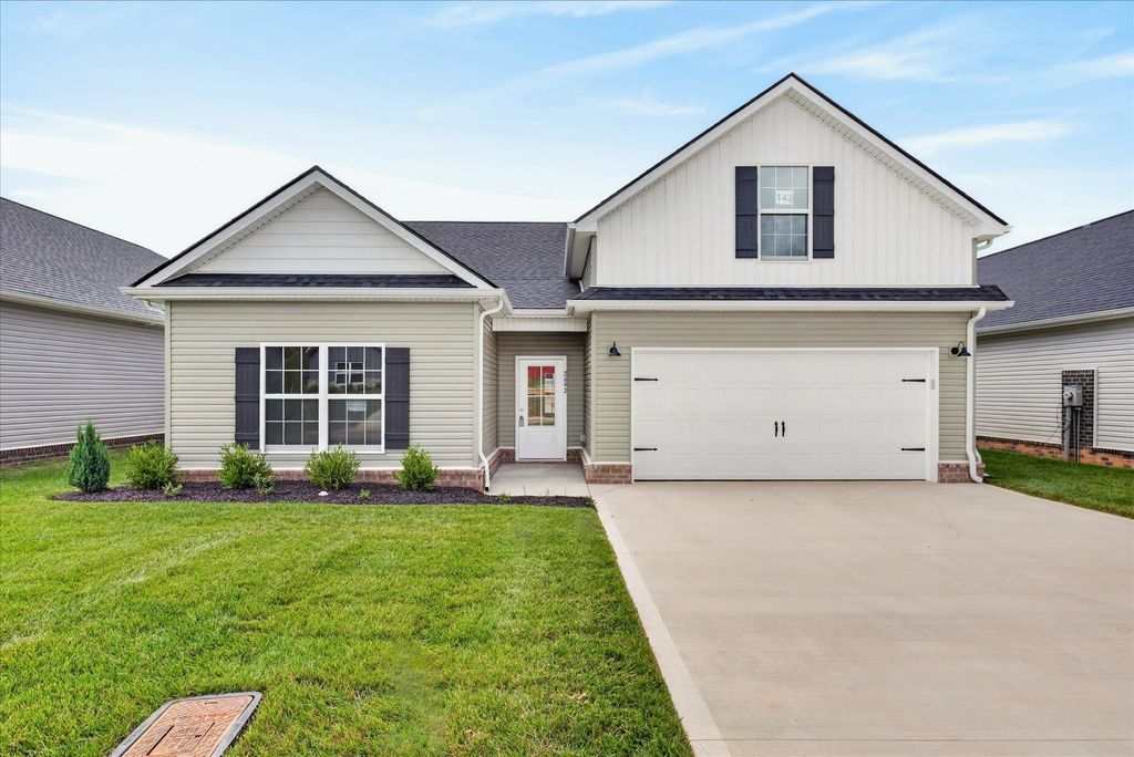 2692 Brewster Dr, Clarksville