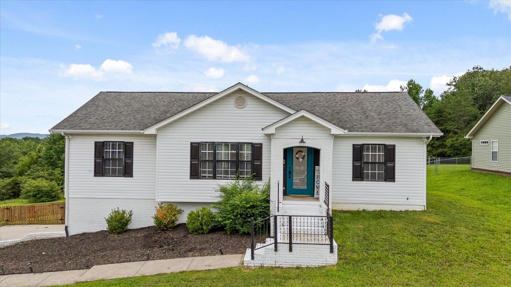 9739 Falcon Crest Drive, Ooltewah