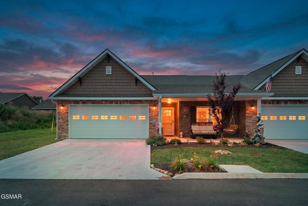 965 Juneberry Lane, Pigeon Forge