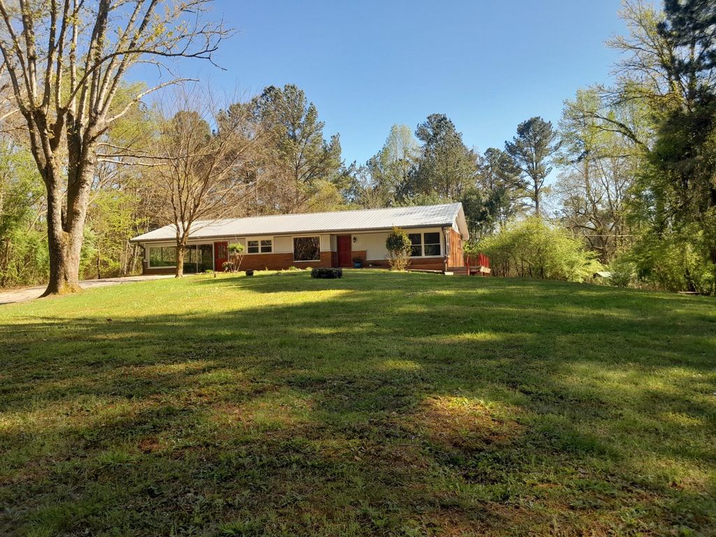 364 Cherokee Trail, Copperhill