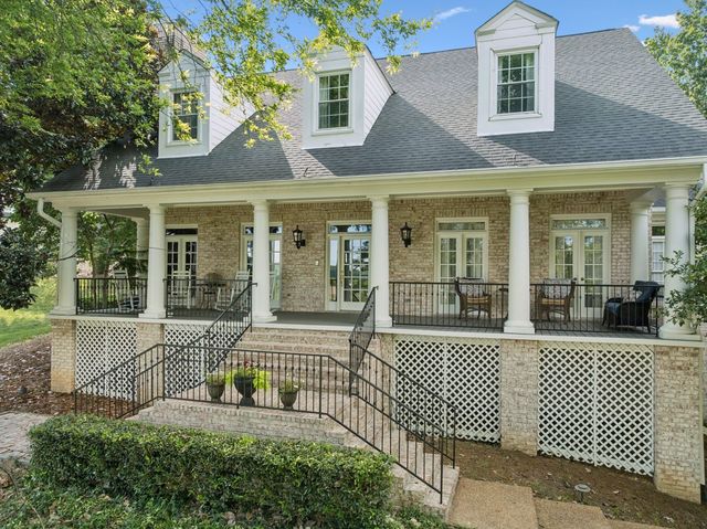 728 Legends Crest Dr, Franklin