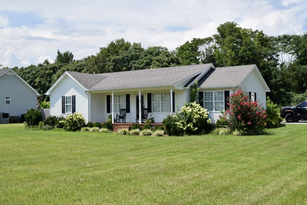 220 Joyce Cir, Lafayette