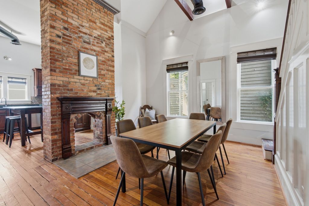 512 S 9th St, Nashville