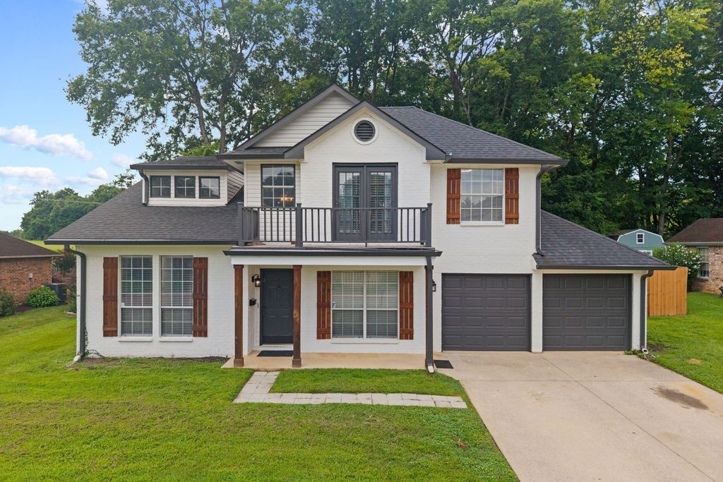 106 Bell Grove Dr, Columbia