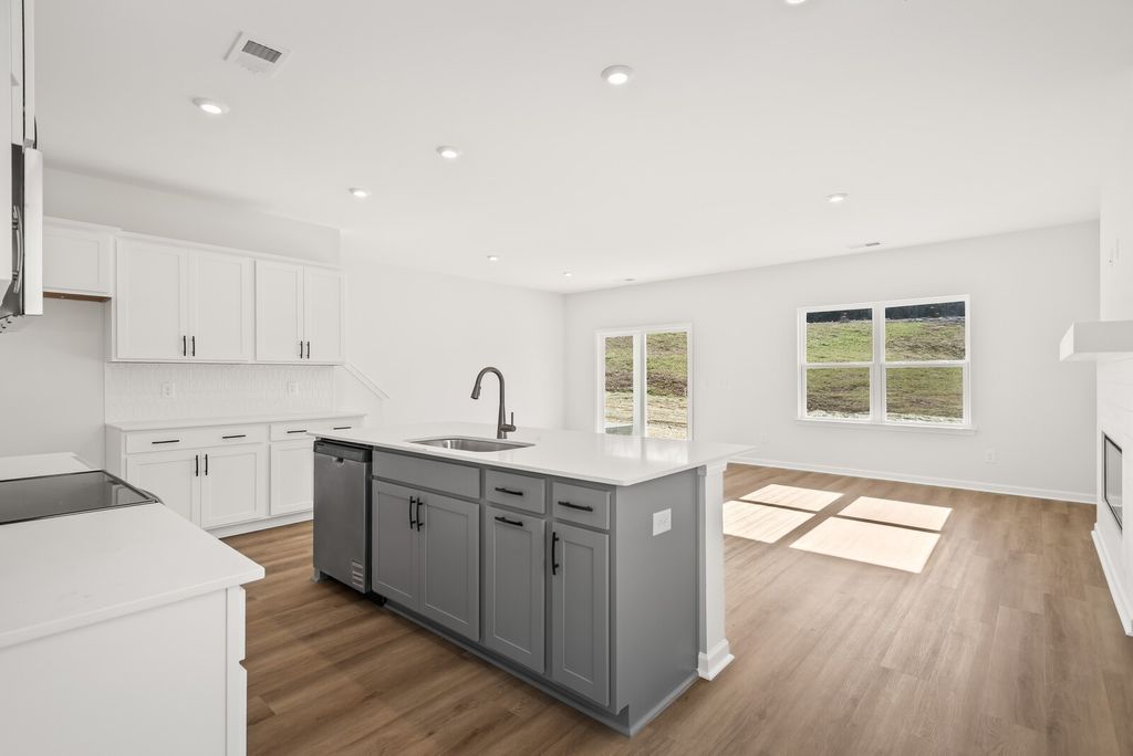 2315 Juneau Lane, Columbia