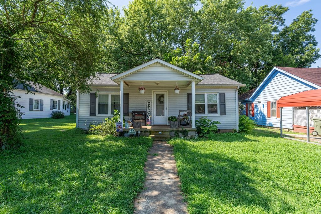315 Debus St, Lawrenceburg