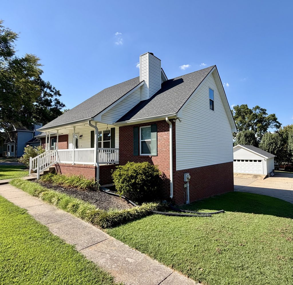 145 S Palmers Chapel Rd, White House
