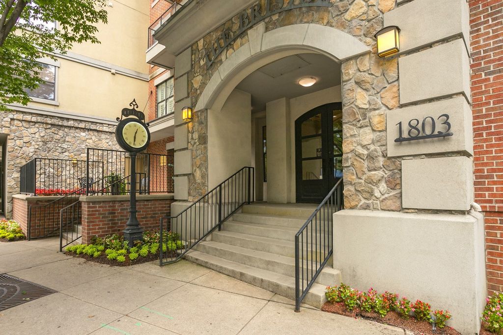 1803 Broadway 516, Nashville