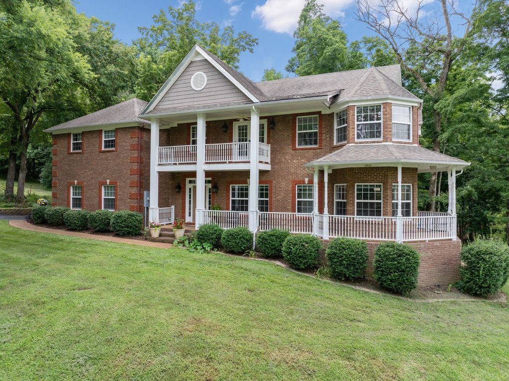 508 Katelyn Dr S, Spring Hill