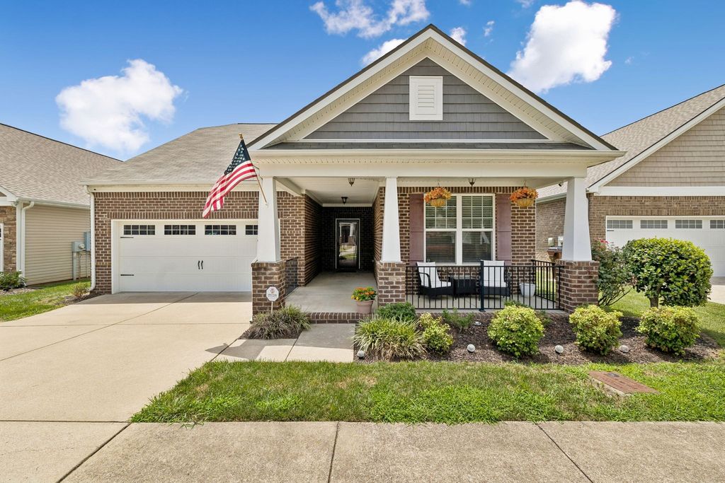 2161 River Overlook Dr, Hermitage