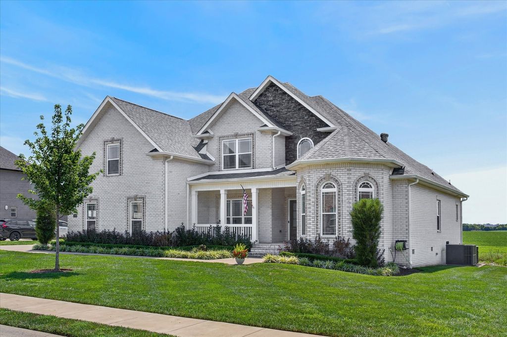1141 Archibald Dr, Clarksville
