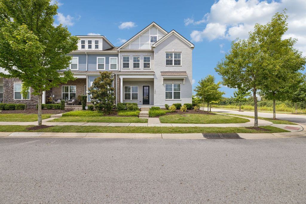 3015 Inland Dr, Franklin