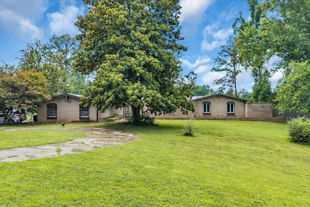 6126 Manchester Hwy, Morrison