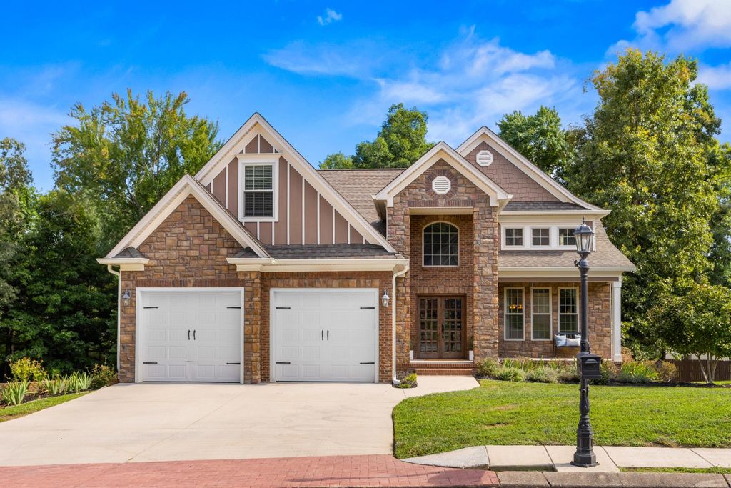 978 Brooke Stone Drive, Soddy Daisy