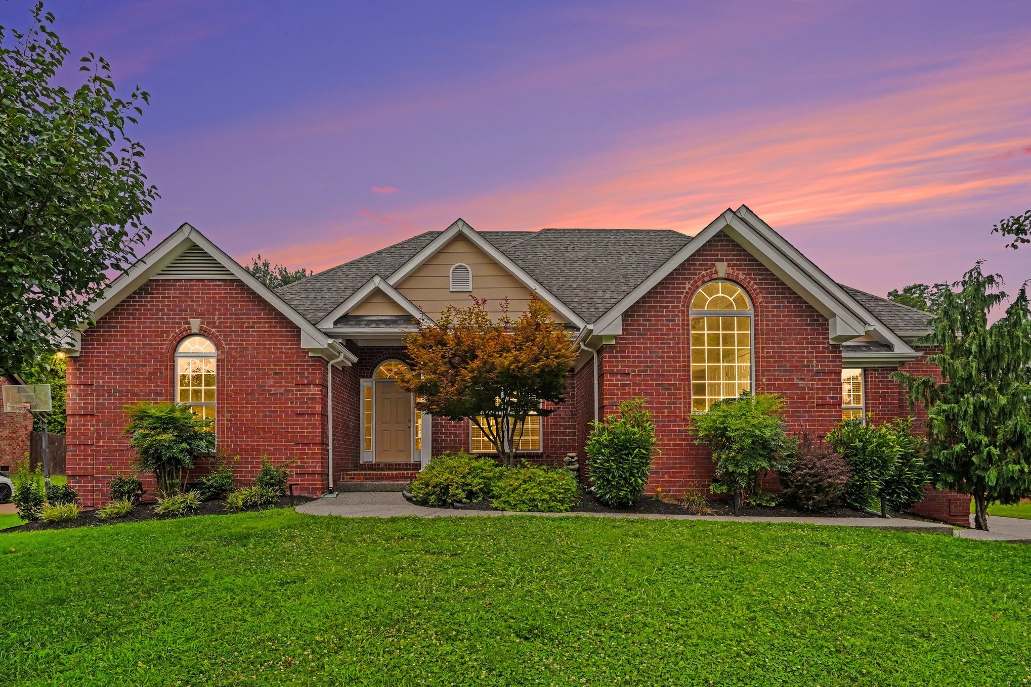 Home for sale in 1035 Margaret Dr Hendersonville, TN
