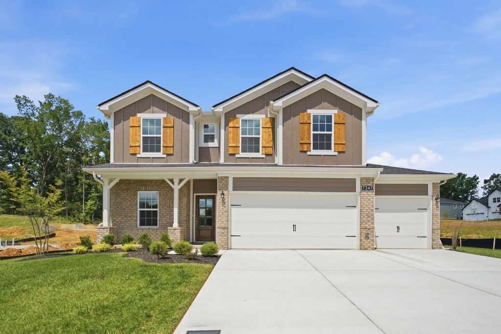 7270 Fairlawn Dr, Fairview