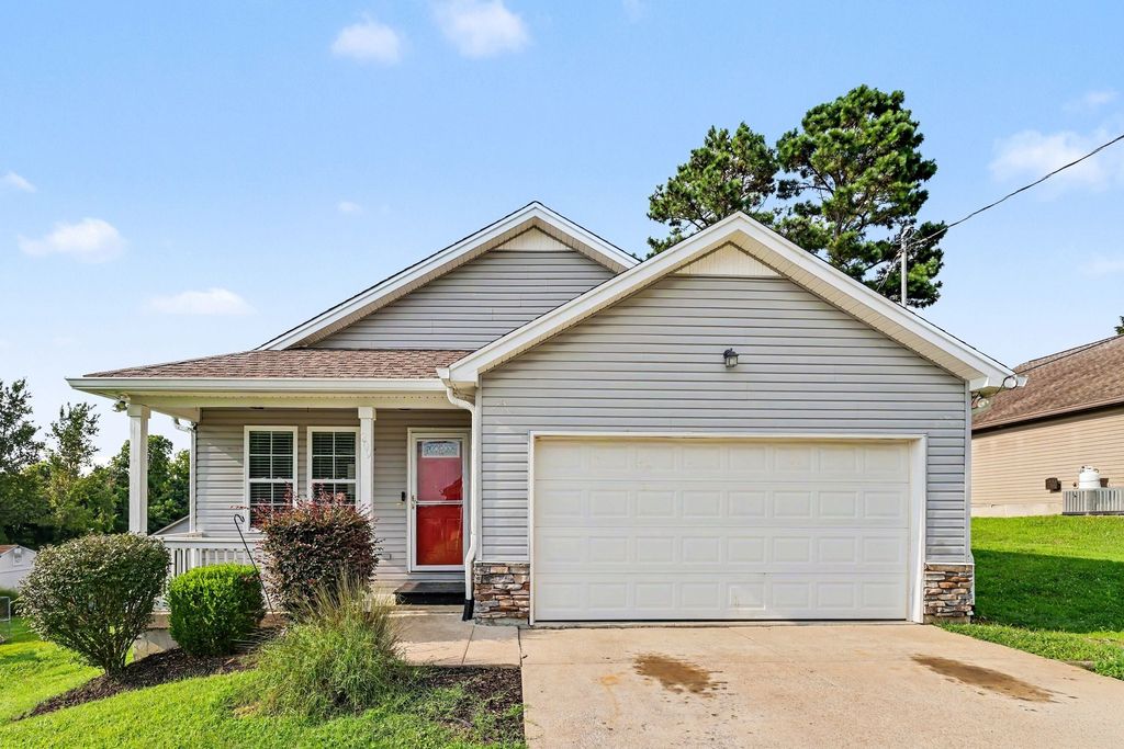209 Woodsong Lane, Columbia