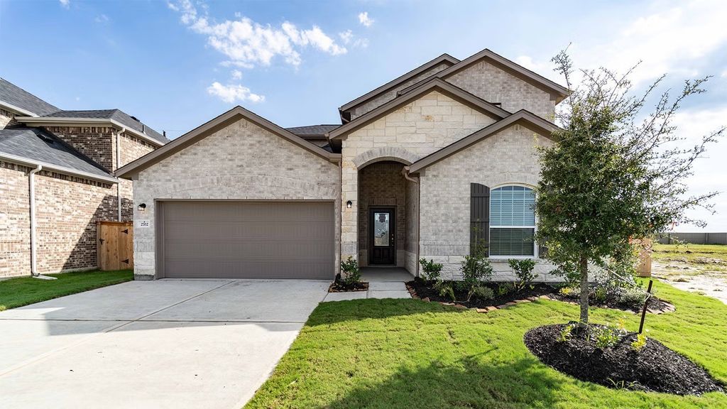 374 Single Creek Drive, White House