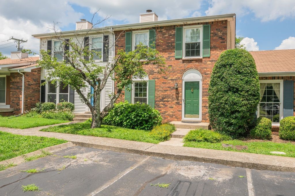 1502 Lewis Rd, Madison
