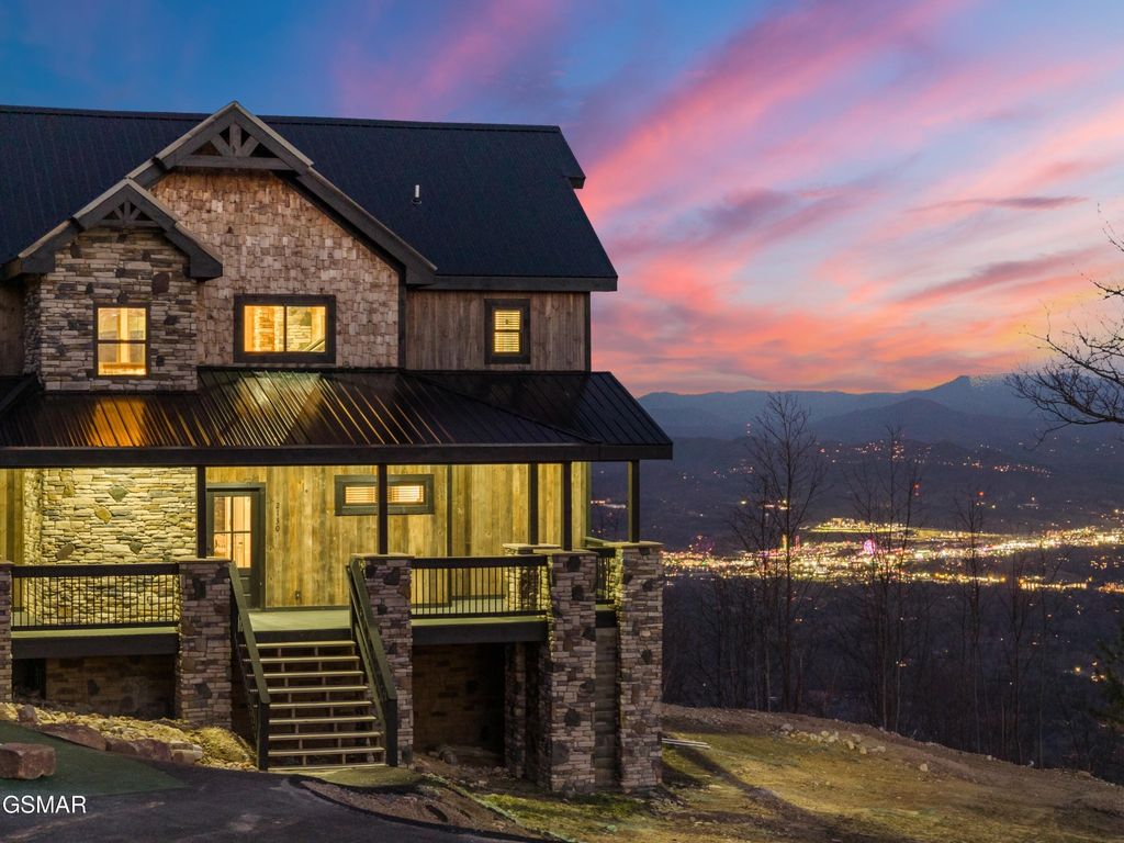 2130 Ross Way, Sevierville