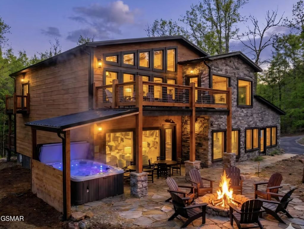 2215 Sawmill Cv Drive, Sevierville
