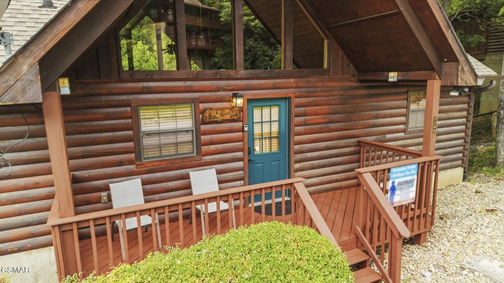 1509 Bears Den Way, Sevierville
