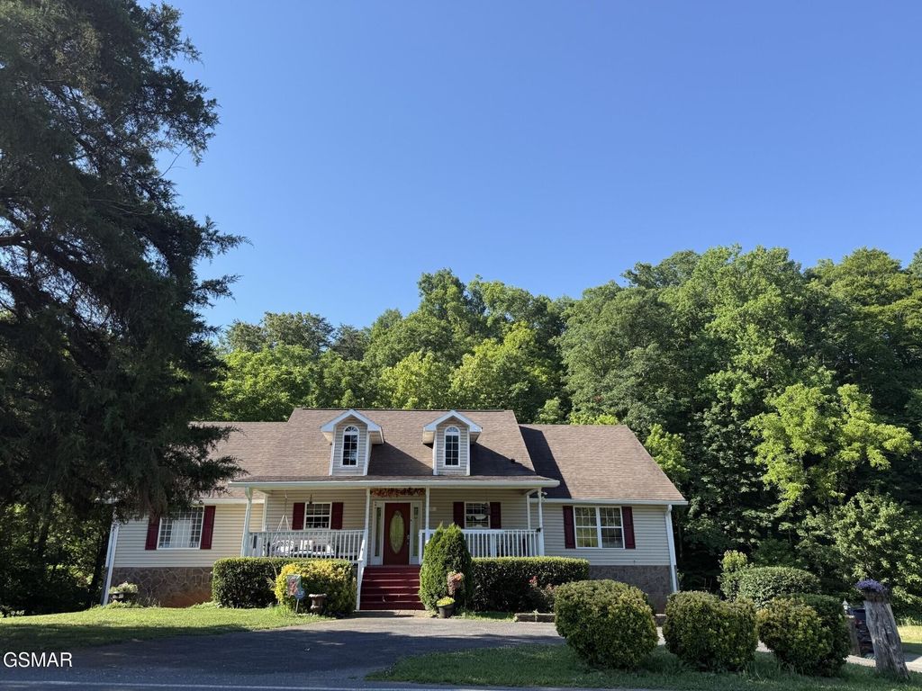 747 Gists Creek Road, Sevierville