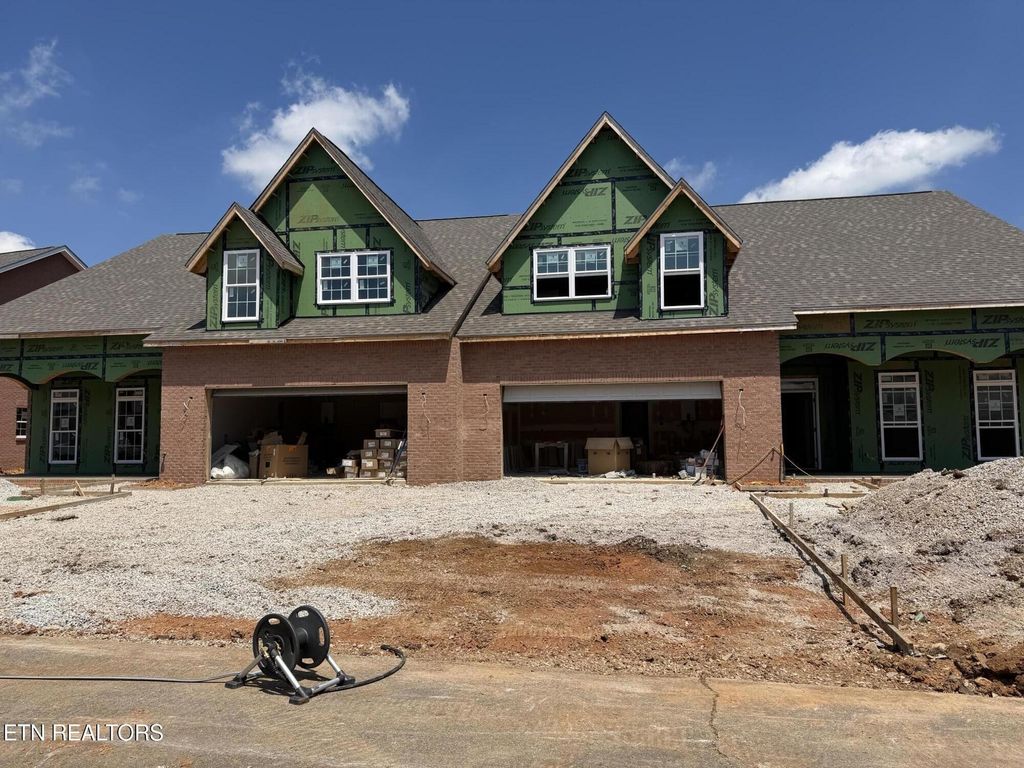 3829 Honeytree Lane, Knoxville
