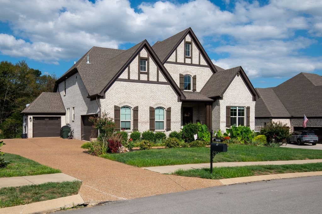 1026 Brighton Ln, Gallatin