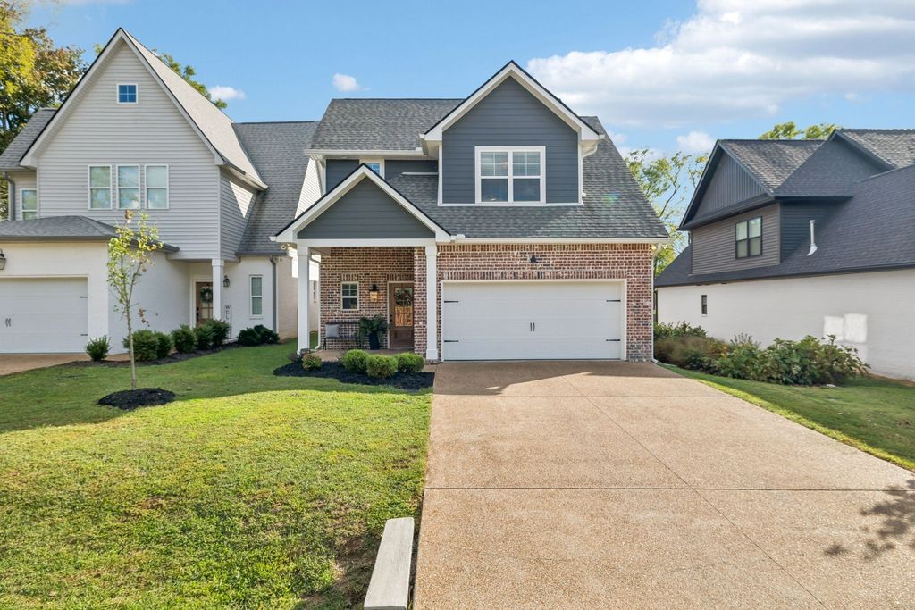 1554 John Galt Dr, Lebanon
