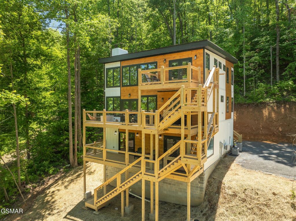 3307 Shagbark Hickory Ridge, Sevierville