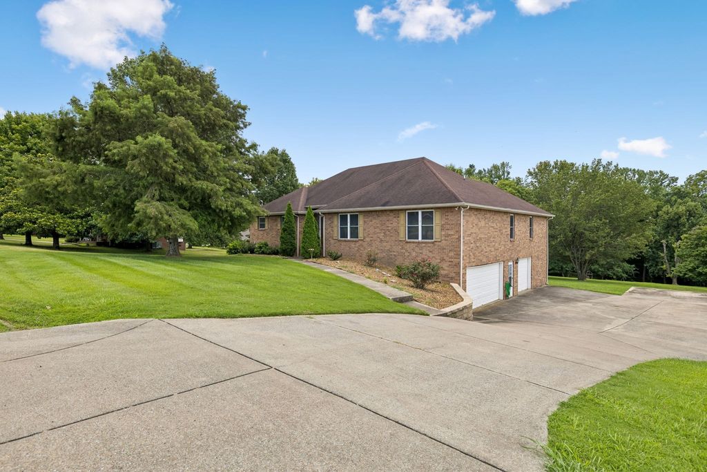 1517 Anthony Way, Mount Juliet