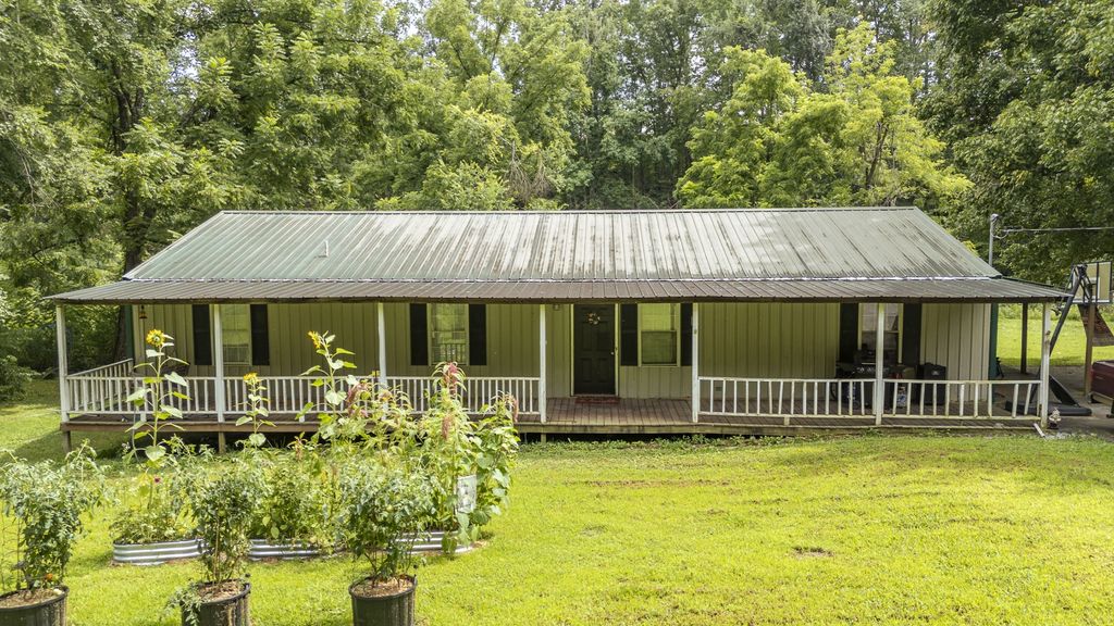 1371 Waynesboro Hwy, Waynesboro
