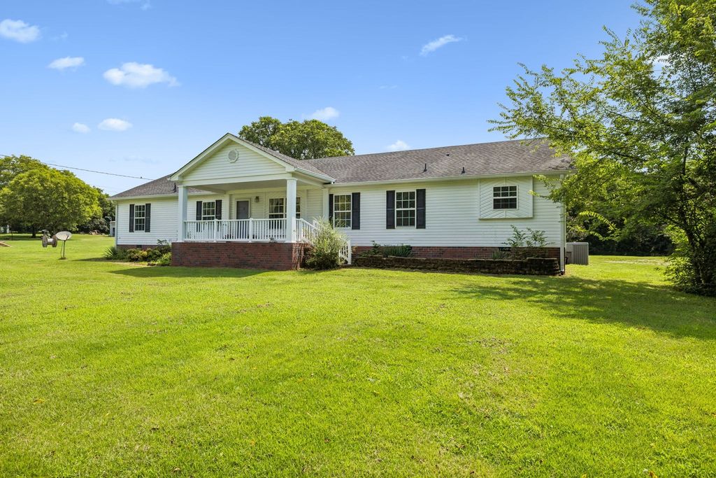 4238 N Chapel Rd, Franklin