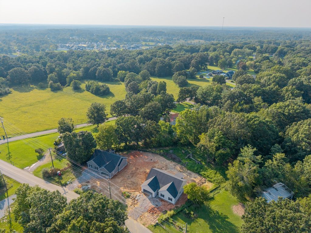 7208 Cox Pike, Fairview