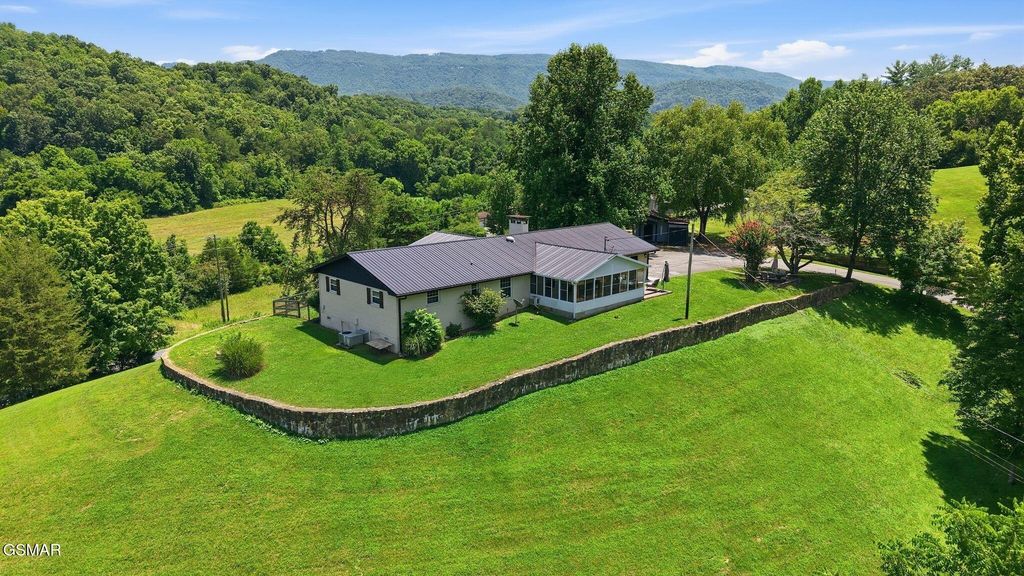 1317 Dupont Road, Seymour