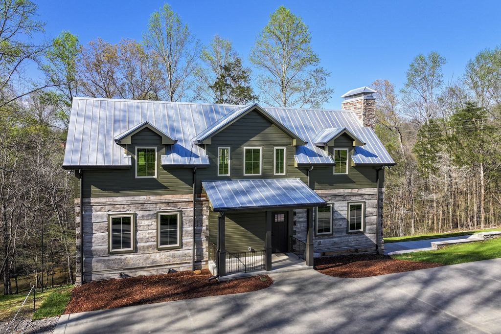 7454 Sugar Camp Hollow Rd, Fairview