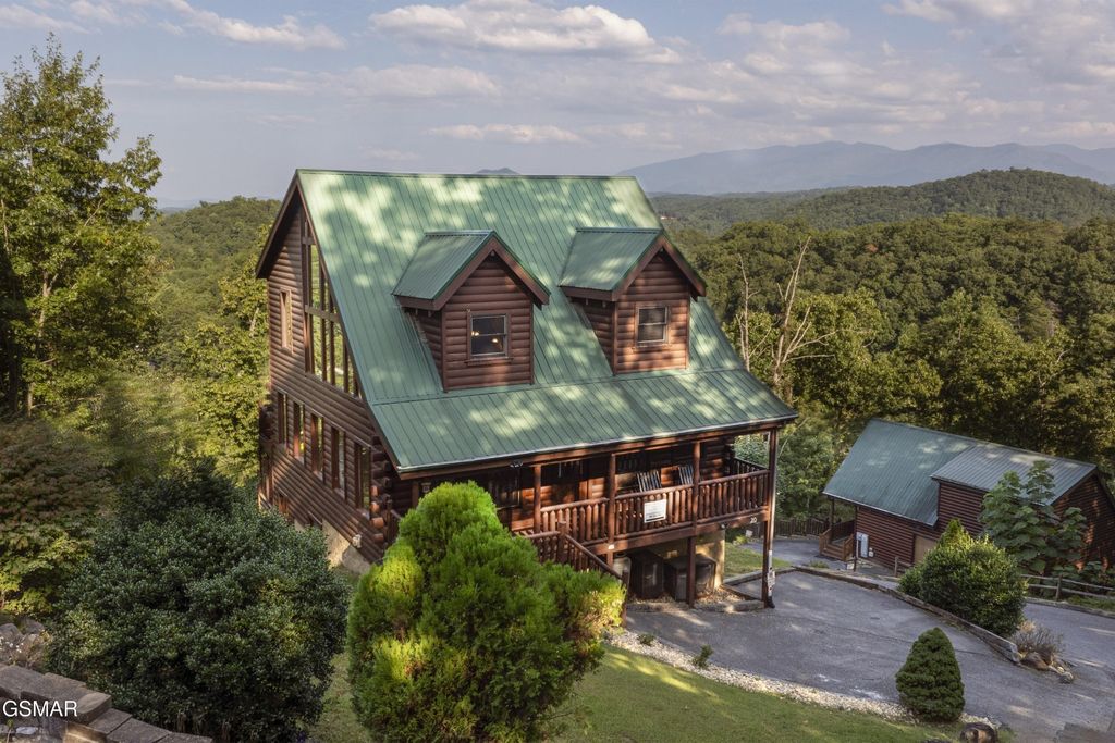 2251 Upper Middle Creek Road 20, Sevierville