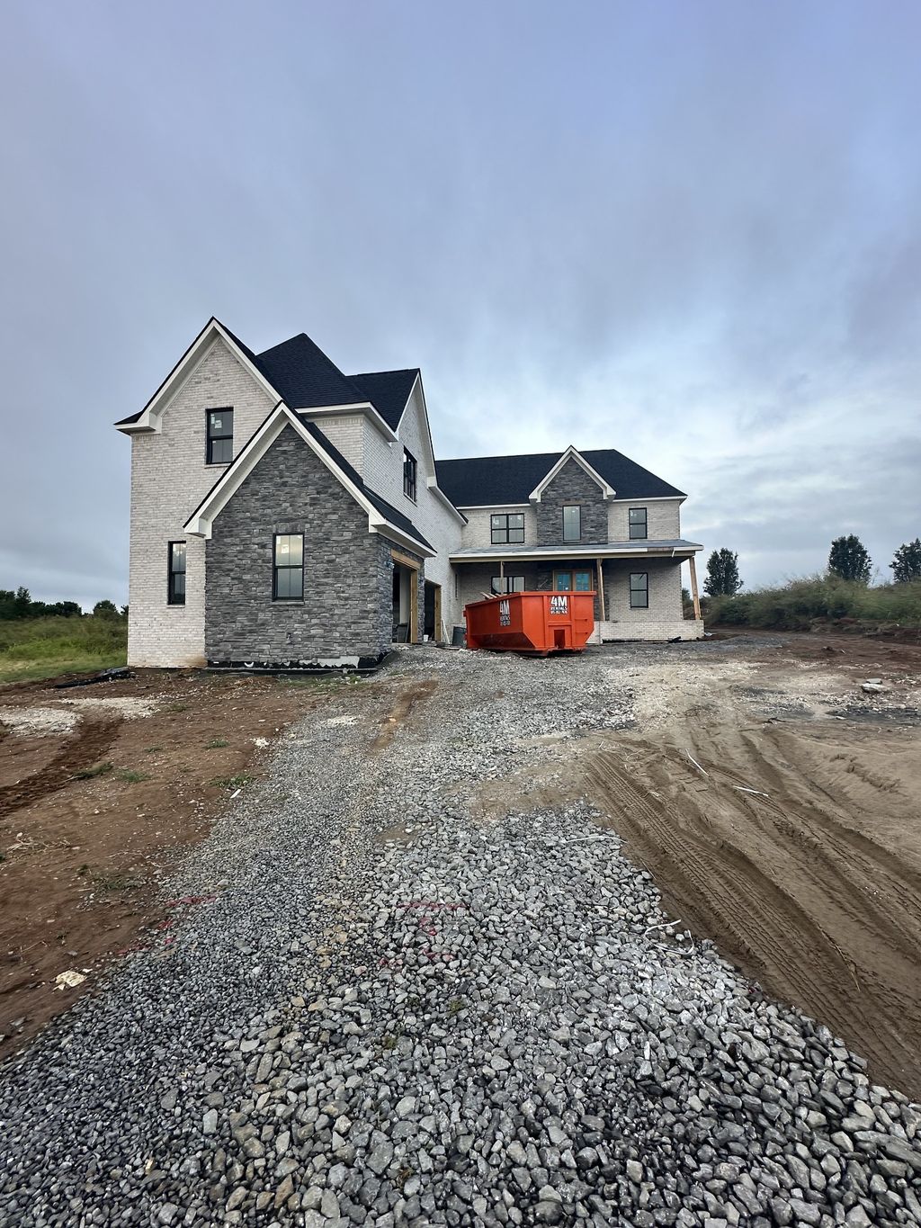 424 Bell Lake Rd, Gallatin