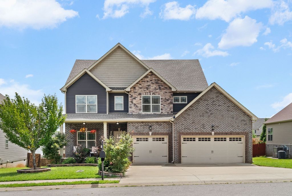 119 Overcrest Ct, Clarksville