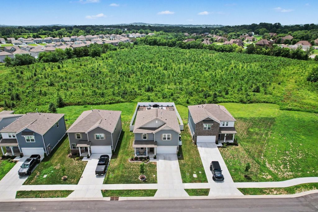 513 Forsberg Ct, Lebanon