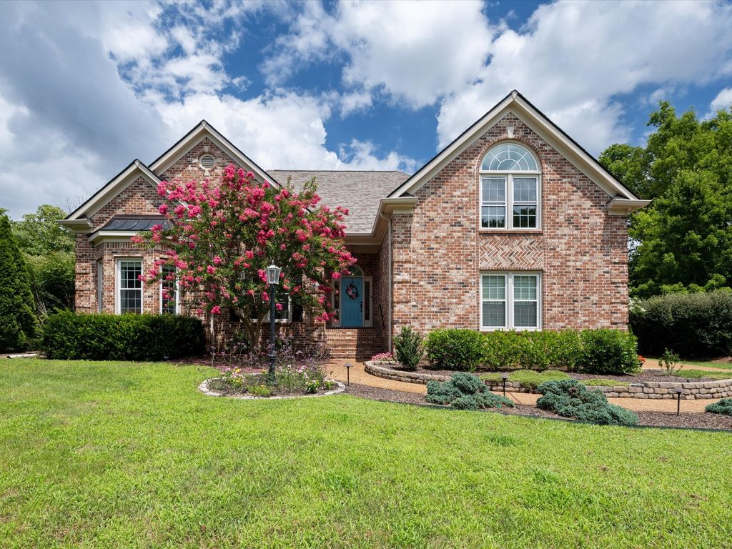 4060 Oxford Glen Dr, Franklin