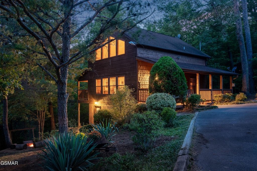 2306 Wooddale Way, Sevierville