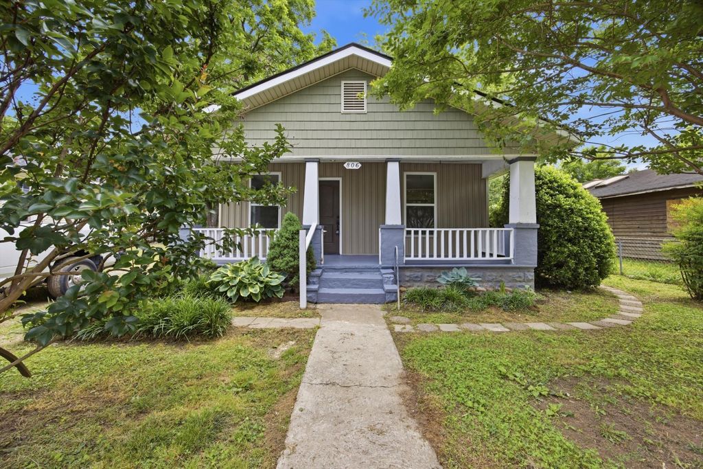 806 Indian Avenue, Rossville