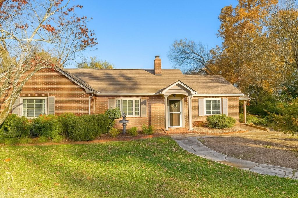 2920 Ozark Road, Chattanooga