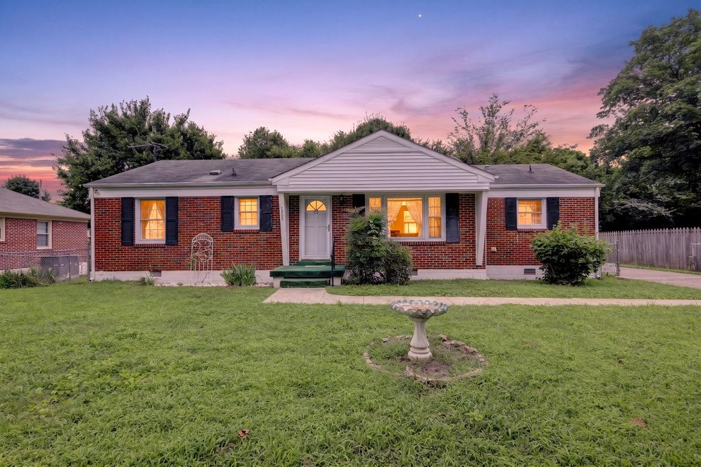 1809 Alpine Dr, Columbia