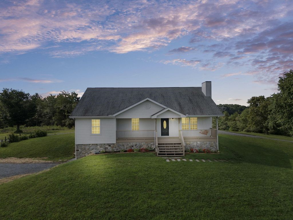 7421 Rabbit Lane, Birchwood