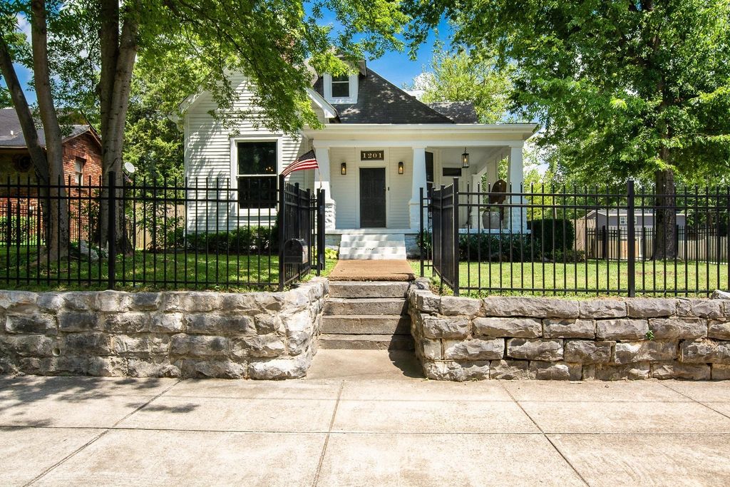 1201 Meridian St, Nashville